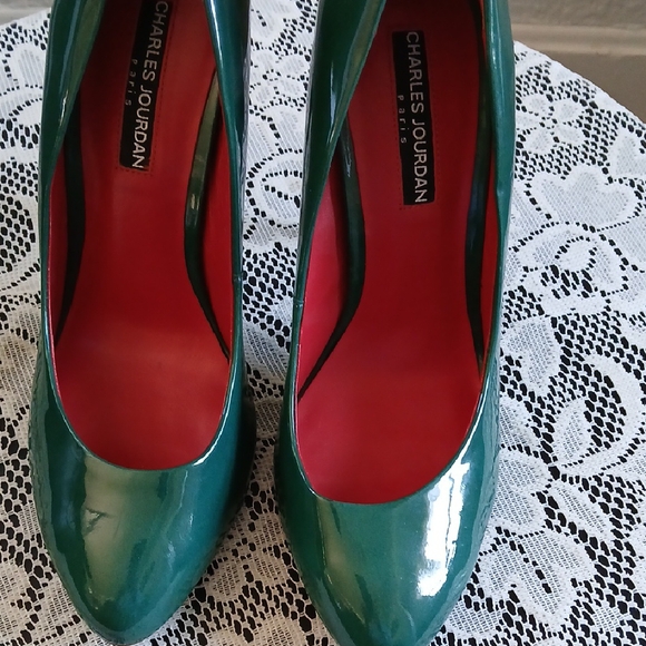Charles Jourdan Green Patent Leather Heels - Picture 1 of 9